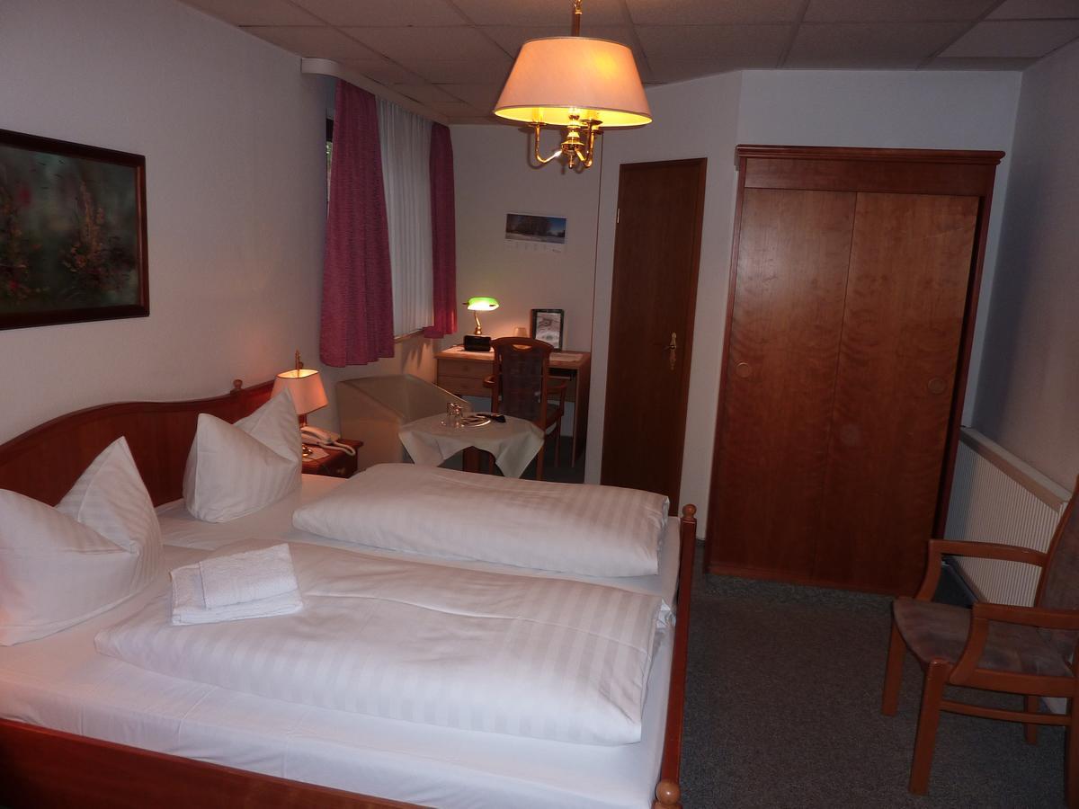 Hotel Am Berg Шпремберг Екстериор снимка