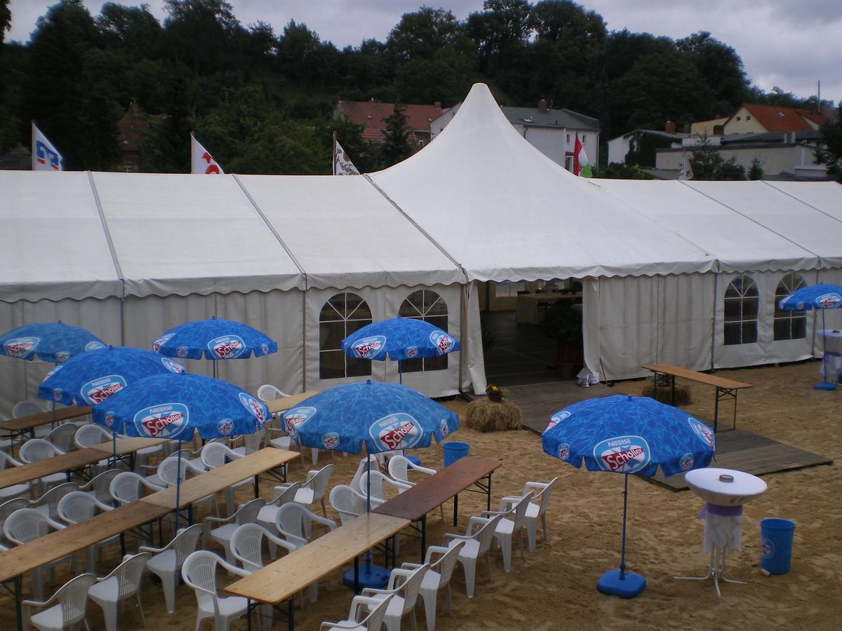 Hotel Am Berg Шпремберг Екстериор снимка
