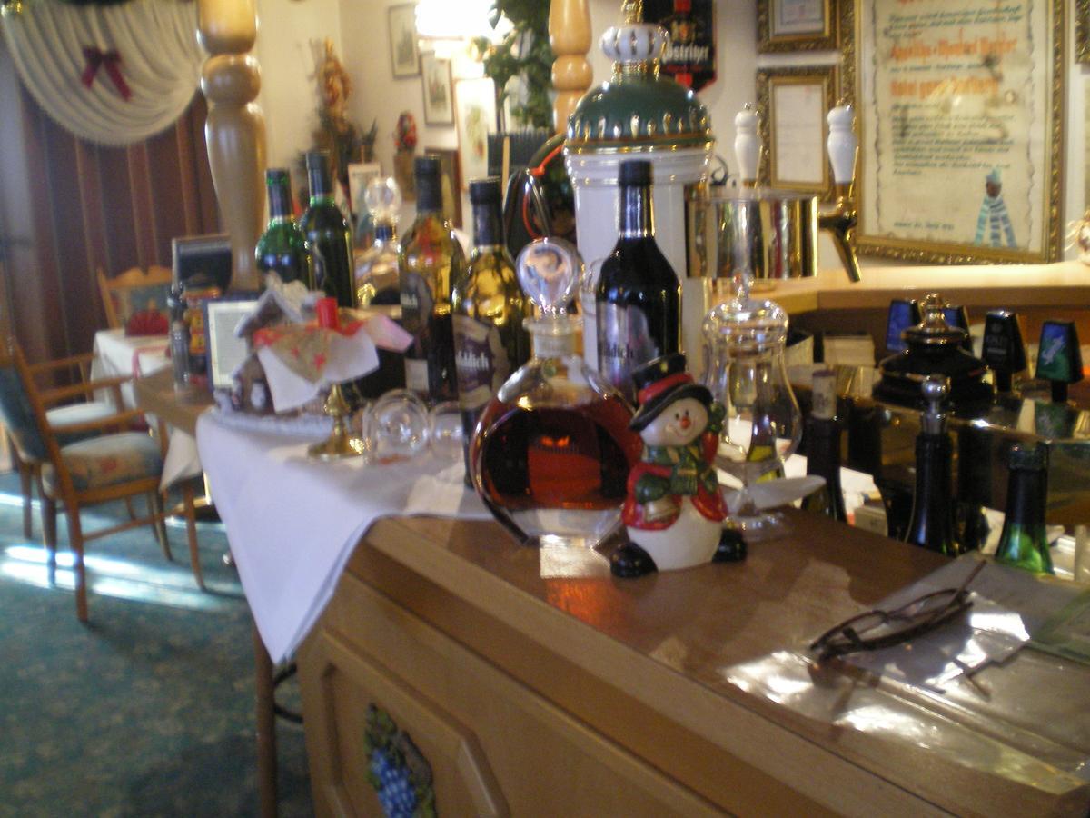 Hotel Am Berg Шпремберг Екстериор снимка