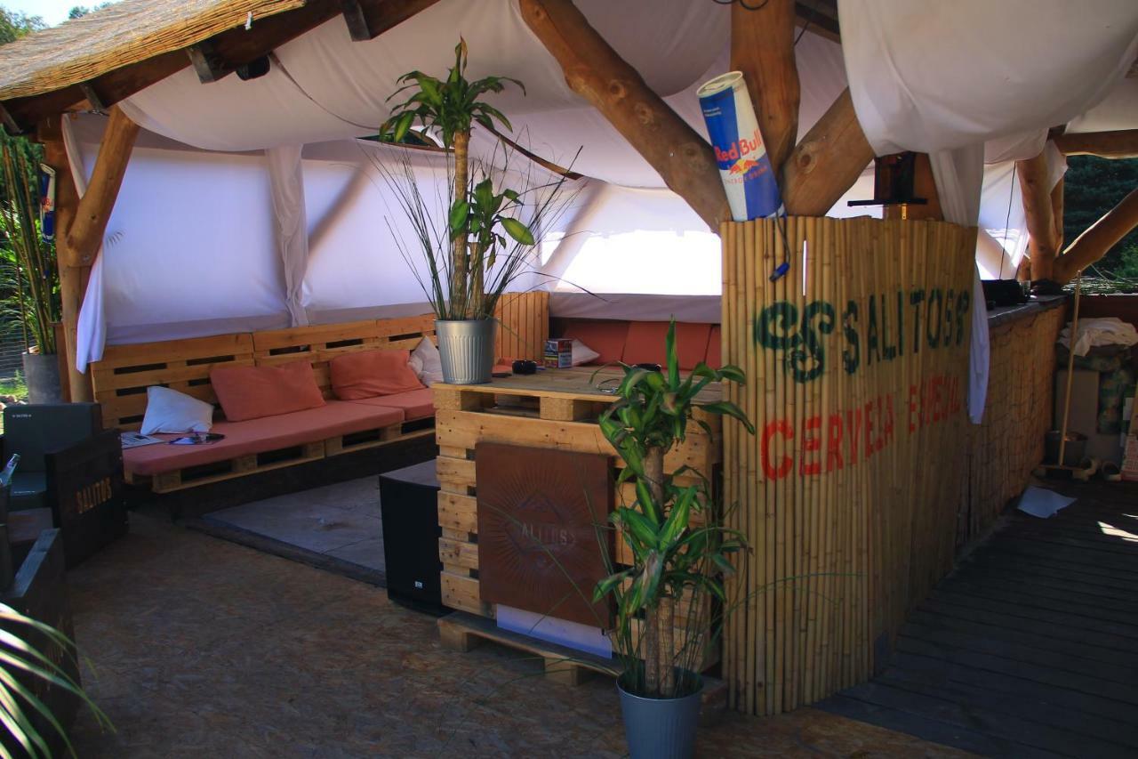 Hotel Am Berg Шпремберг Екстериор снимка